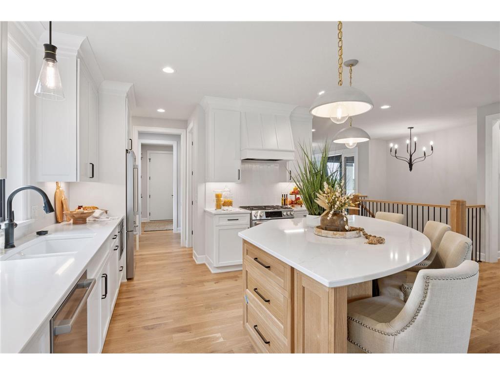 592 Harbor Court Shoreview MN 55126 - Snail 6696454 image2