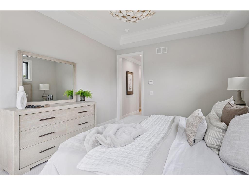 592 Harbor Court Shoreview MN 55126 - Snail 6696454 image24