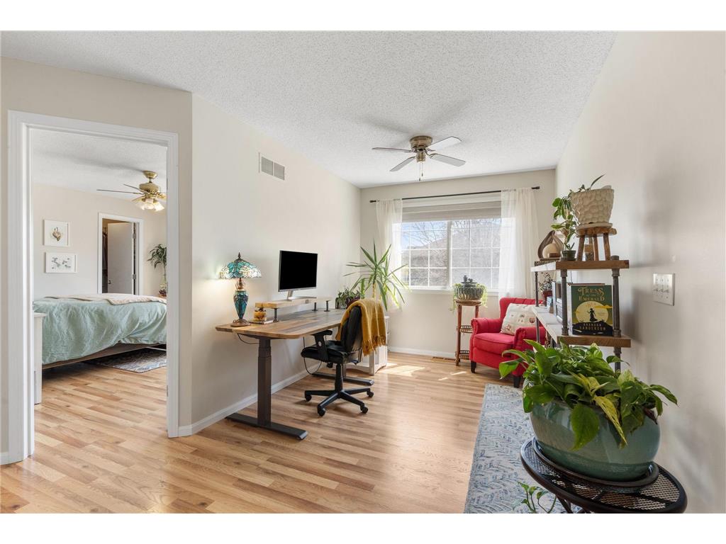 592 Mariner Way Woodbury MN 55129 7071439 image10