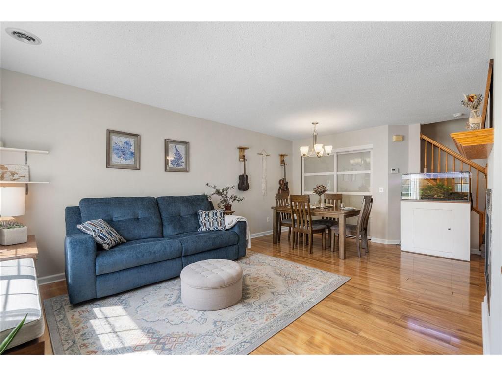 592 Mariner Way Woodbury MN 55129 7071439 image4