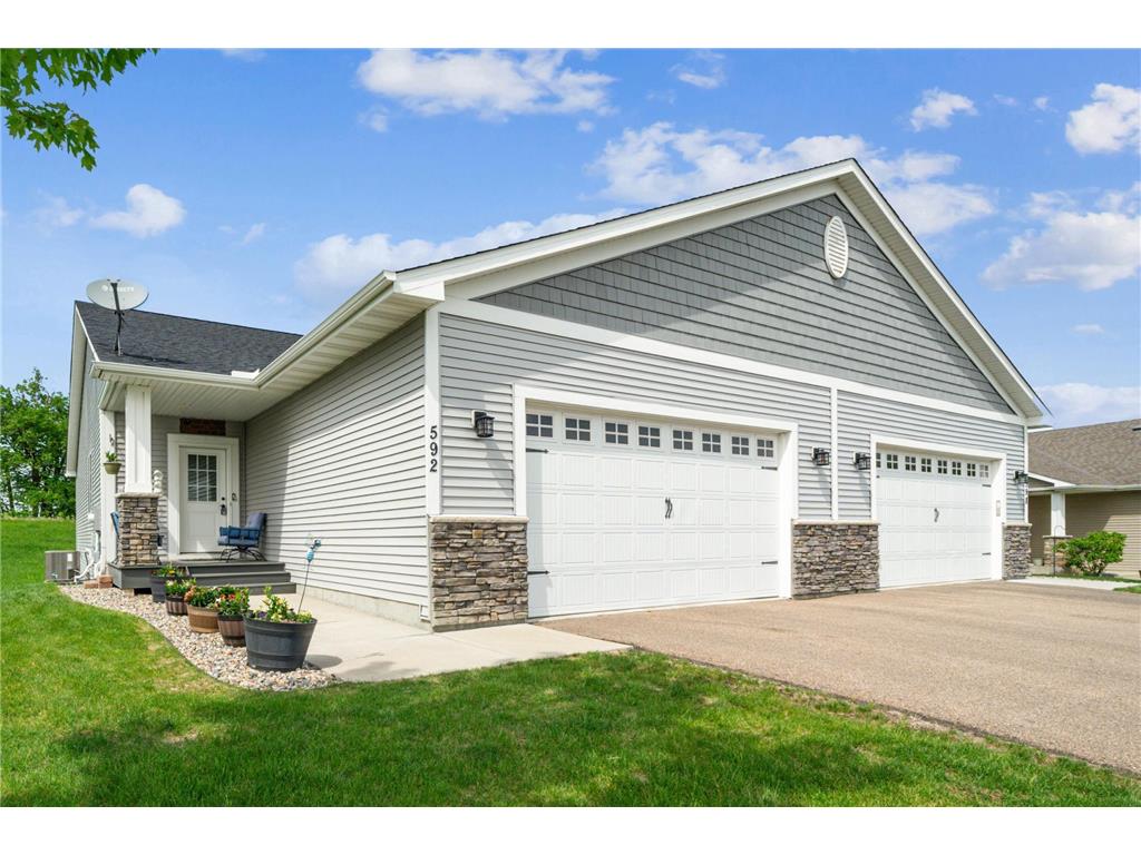 592 Shoreview Lane Norwood Young America MN 55397 - Young America 7011339 image1