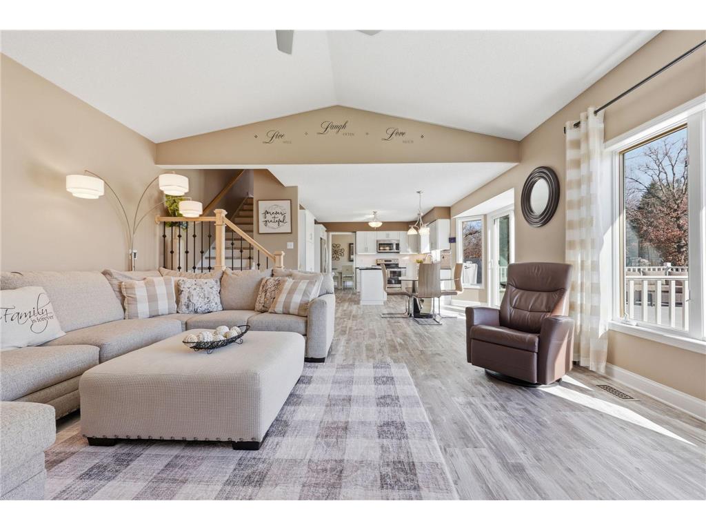 592 Vicki Lane Shoreview MN 55126 7053172 image10