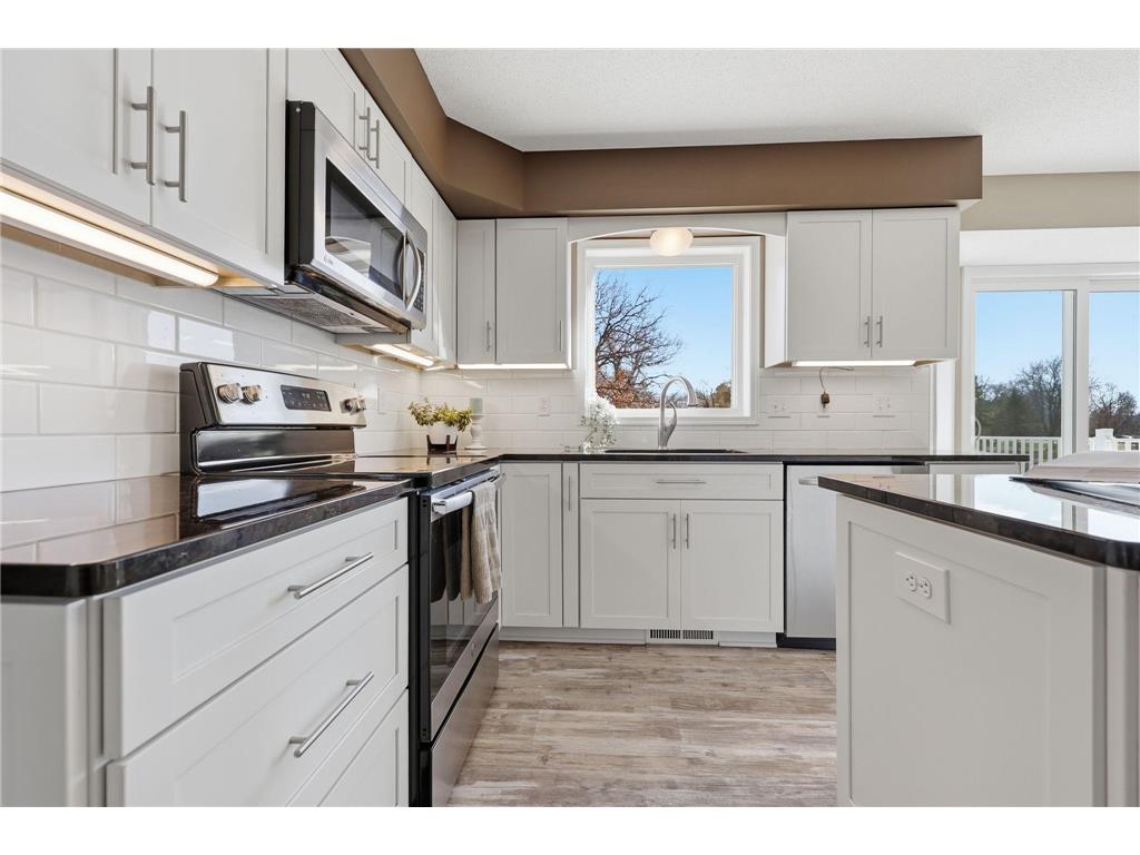 592 Vicki Lane Shoreview MN 55126 7053172 image13