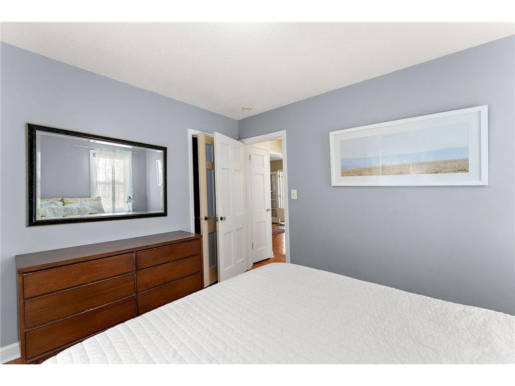 5920 12th Avenue S Minneapolis MN 55417 7083905 image16