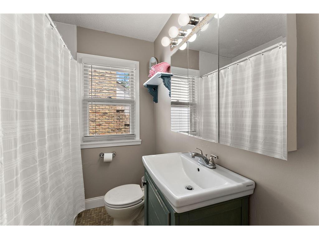 5920 12th Avenue S Minneapolis MN 55417 7083905 image17