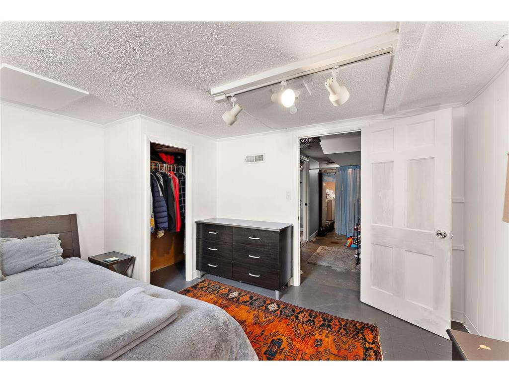 5920 12th Avenue S Minneapolis MN 55417 7083905 image25