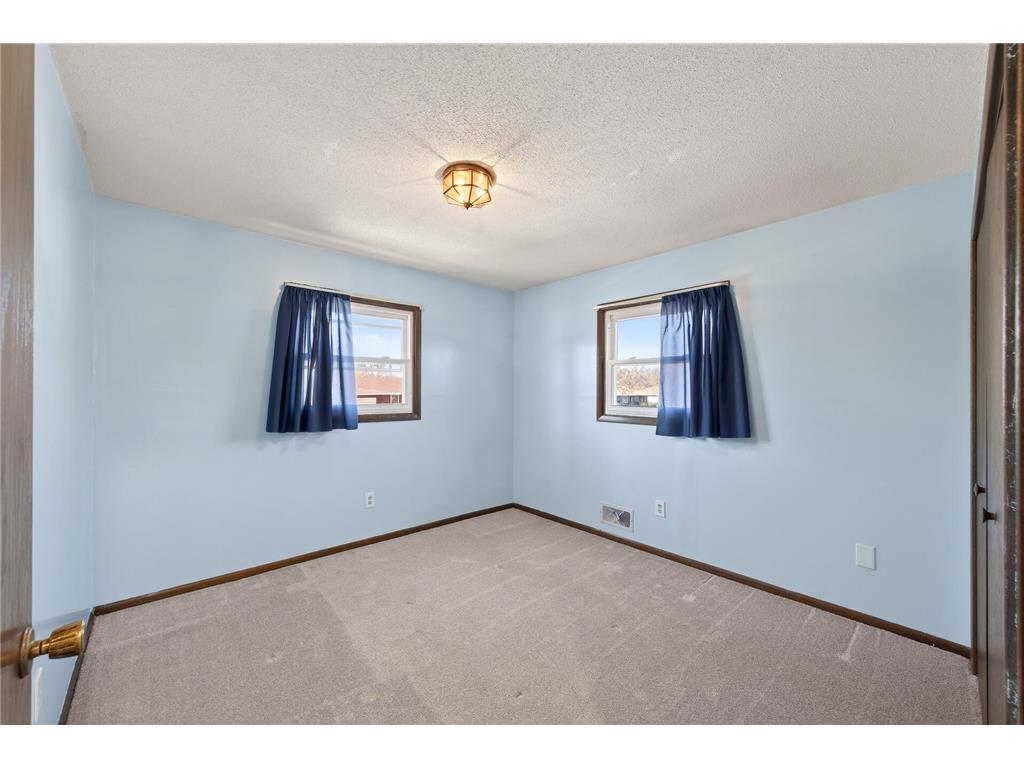5920 Colfax Avenue N Brooklyn Center MN 55430 7020622 image11