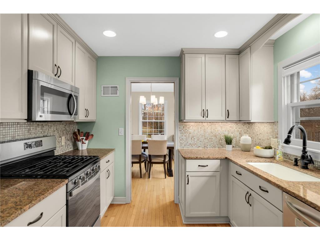 5920 Colfax Avenue S Minneapolis MN 55419 7035829 image11