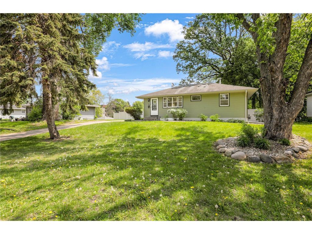 5924 Perry Avenue N Crystal MN 55429 6374739 image1