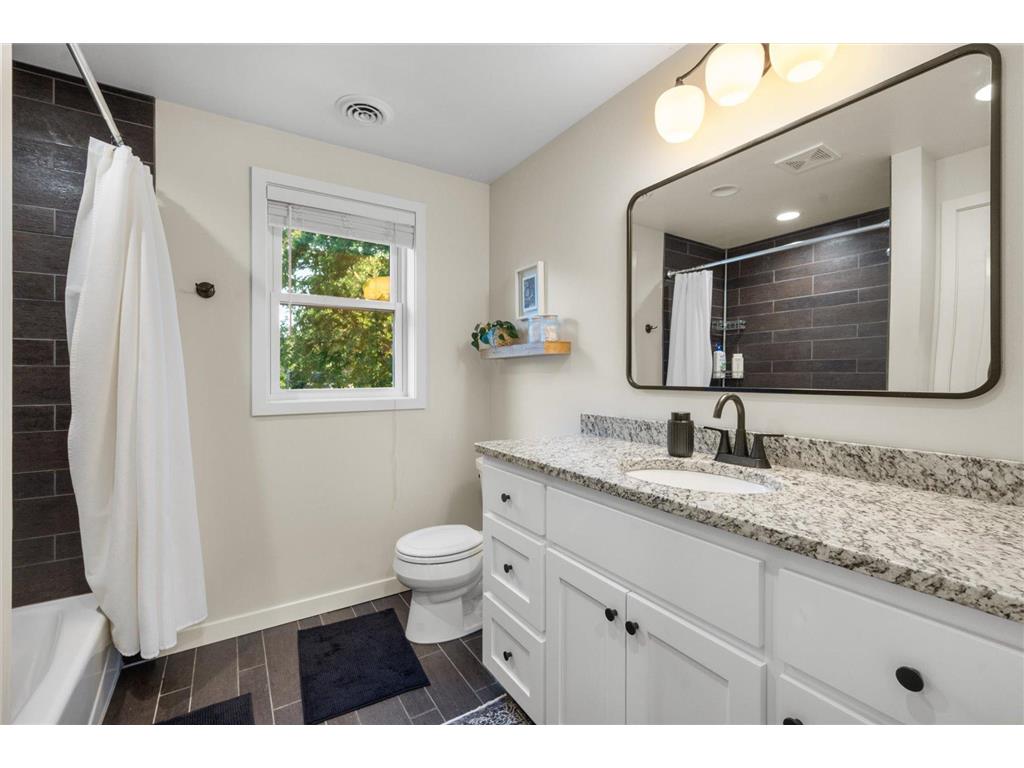 5924 Vincent Avenue S Minneapolis MN 55410 7085444 image32