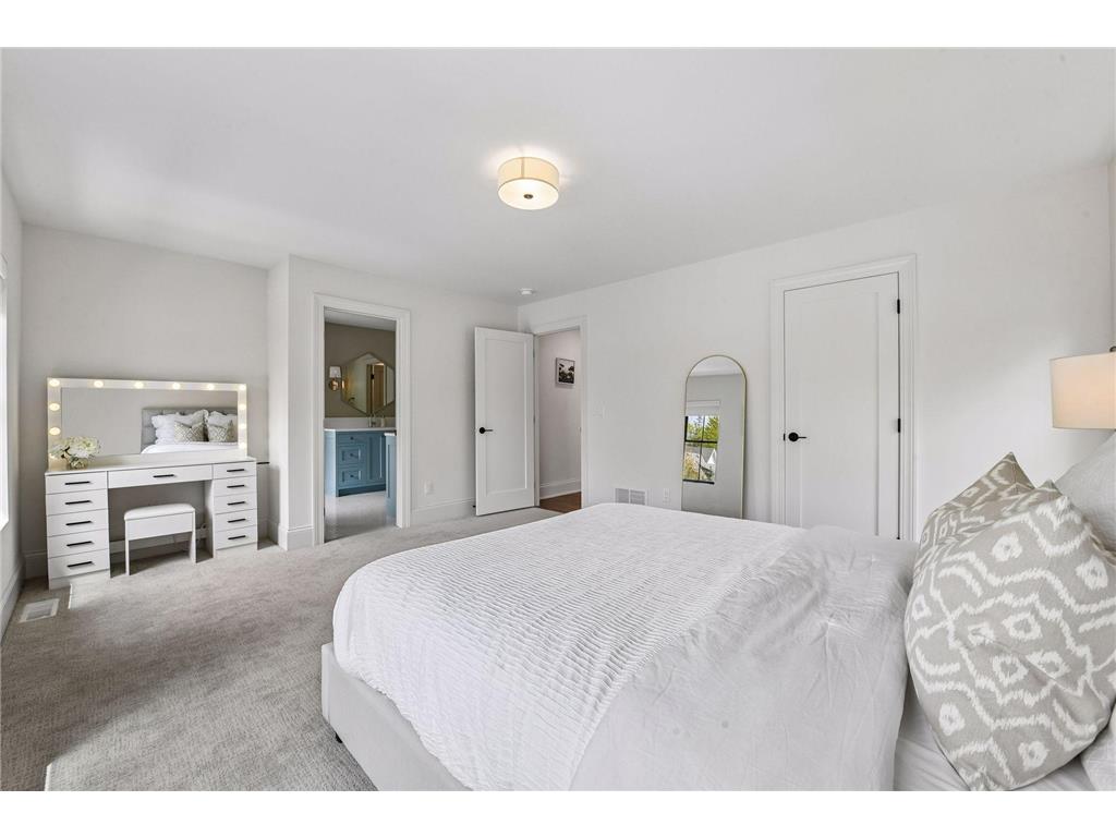 5925 Chowen Avenue S Edina MN 55410 7058385 image24