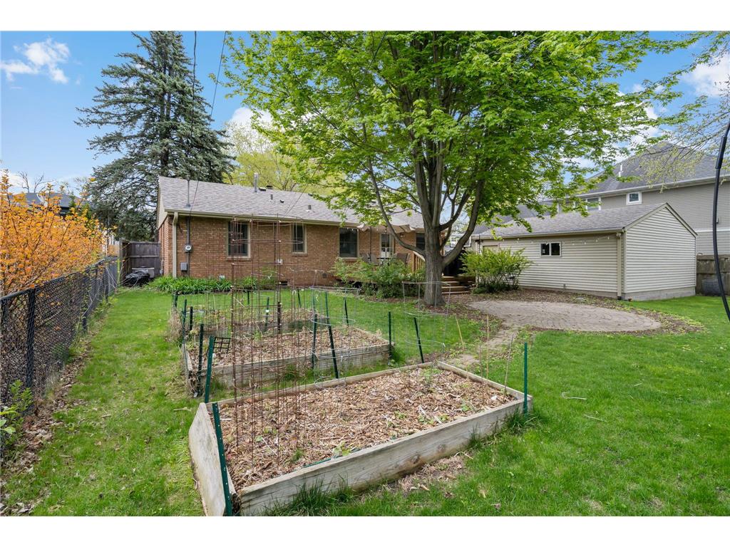 5928 Chowen Avenue S Edina MN 55410 7069667 image34