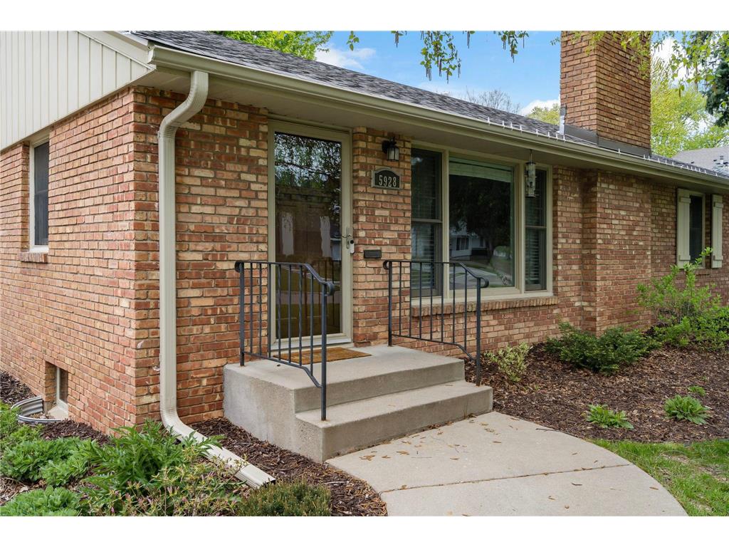 5928 Chowen Avenue S Edina MN 55410 7069667 image4