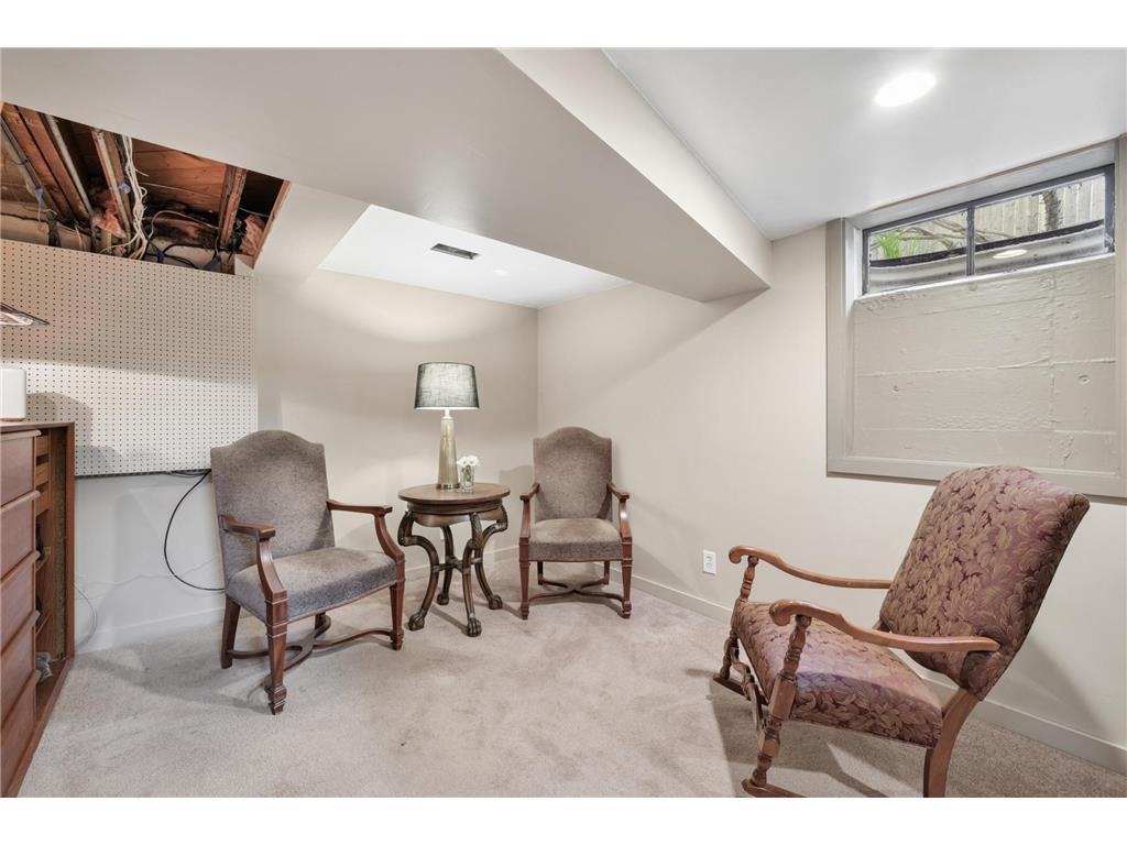 5929 Queen Avenue S Minneapolis MN 55410 7011328 image26