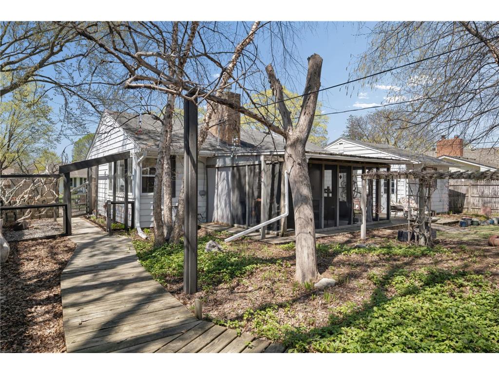 5929 Queen Avenue S Minneapolis MN 55410 7011328 image38