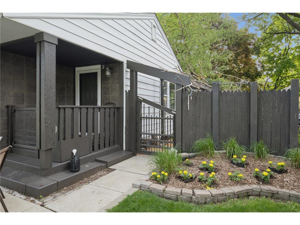 5929 Queen Avenue S Minneapolis MN 55410 7011328 image4