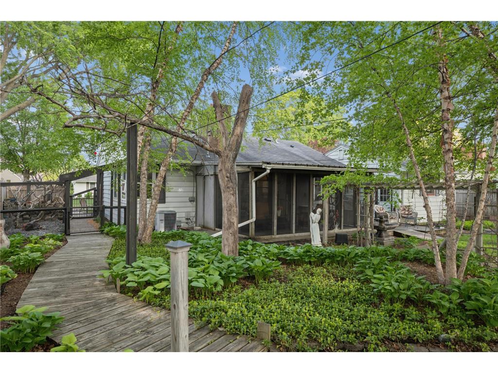 5929 Queen Avenue S Minneapolis MN 55410 7011328 image8
