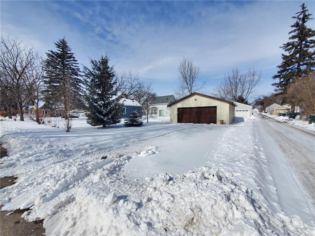 593 Grove Street SW Hutchinson MN 55350 7026936 image15