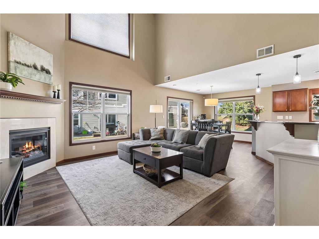 593 Stonewood Way Burnsville MN 55306 7075196 image2