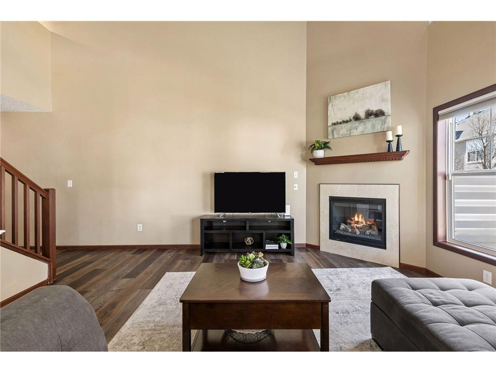 593 Stonewood Way Burnsville MN 55306 7075196 image5
