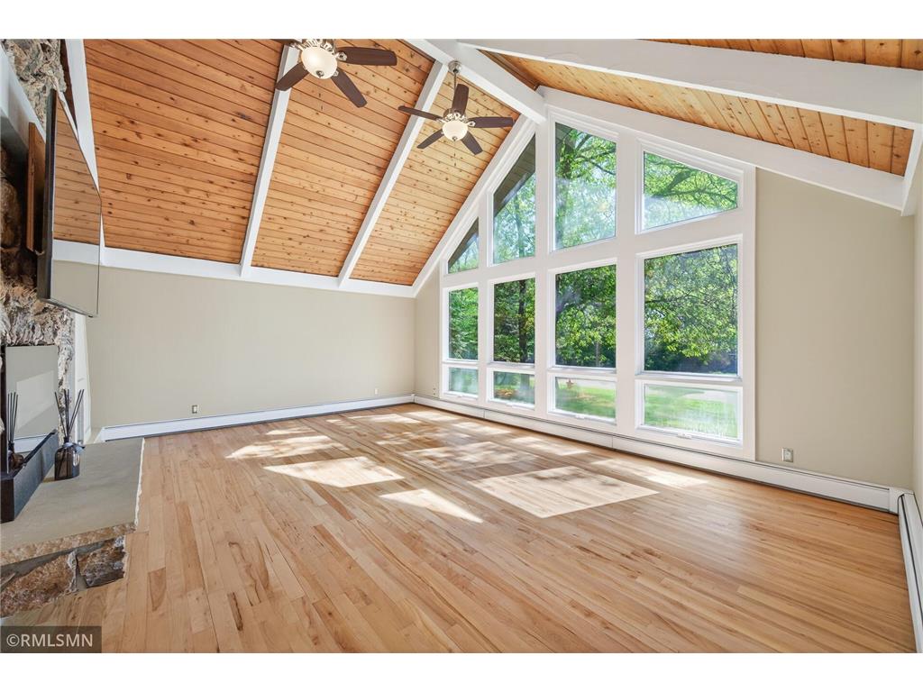 5931 Hobe Lane White Bear Twp MN 55110 - Bald Eagle 7075171 image12