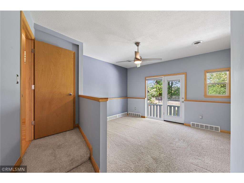 5931 Hobe Lane White Bear Twp MN 55110 - Bald Eagle 7075171 image27