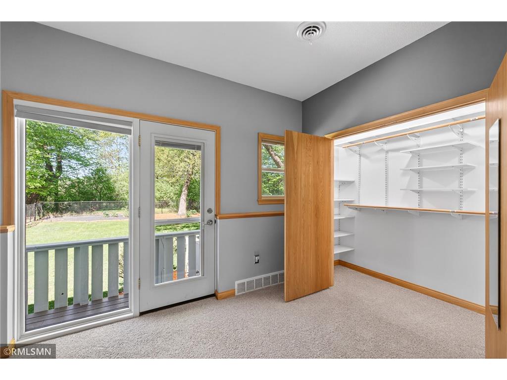 5931 Hobe Lane White Bear Twp MN 55110 - Bald Eagle 7075171 image34