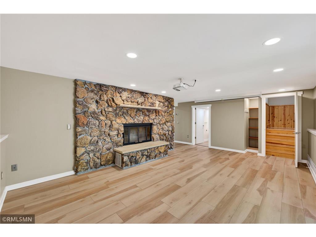 5931 Hobe Lane White Bear Twp MN 55110 - Bald Eagle 7075171 image36