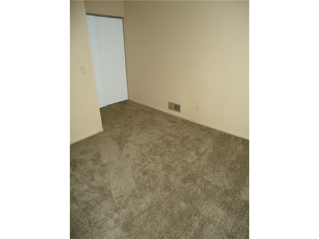 5932 83rd Parkway N Brooklyn Park MN 55443 6707268 image12