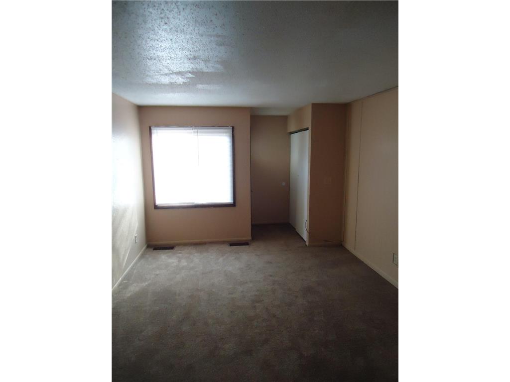 5932 83rd Parkway N Brooklyn Park MN 55443 6707268 image5