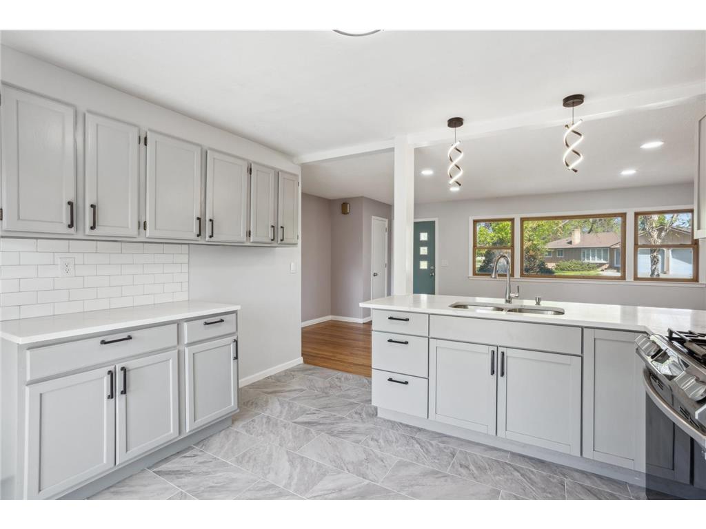 5932 Admiral Lane N Brooklyn Center MN 55429 6816070 image9