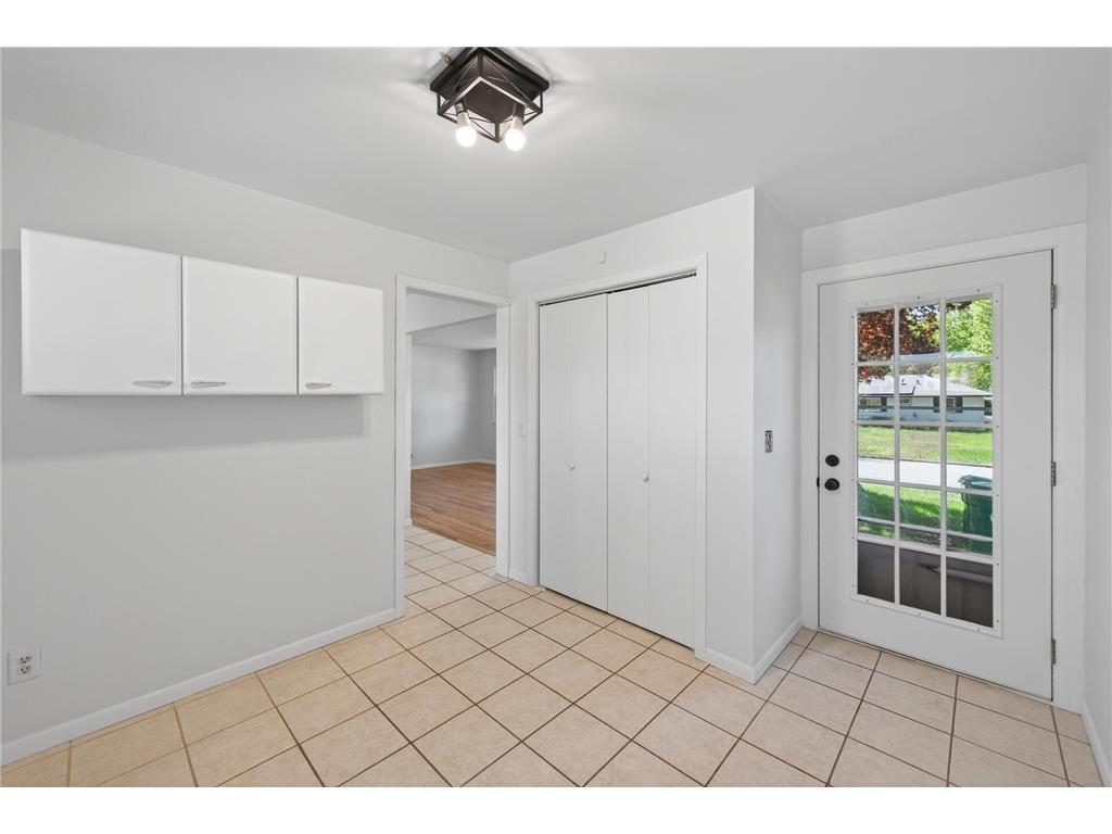 5932 Perry Avenue N Crystal MN 55429 7072362 image21
