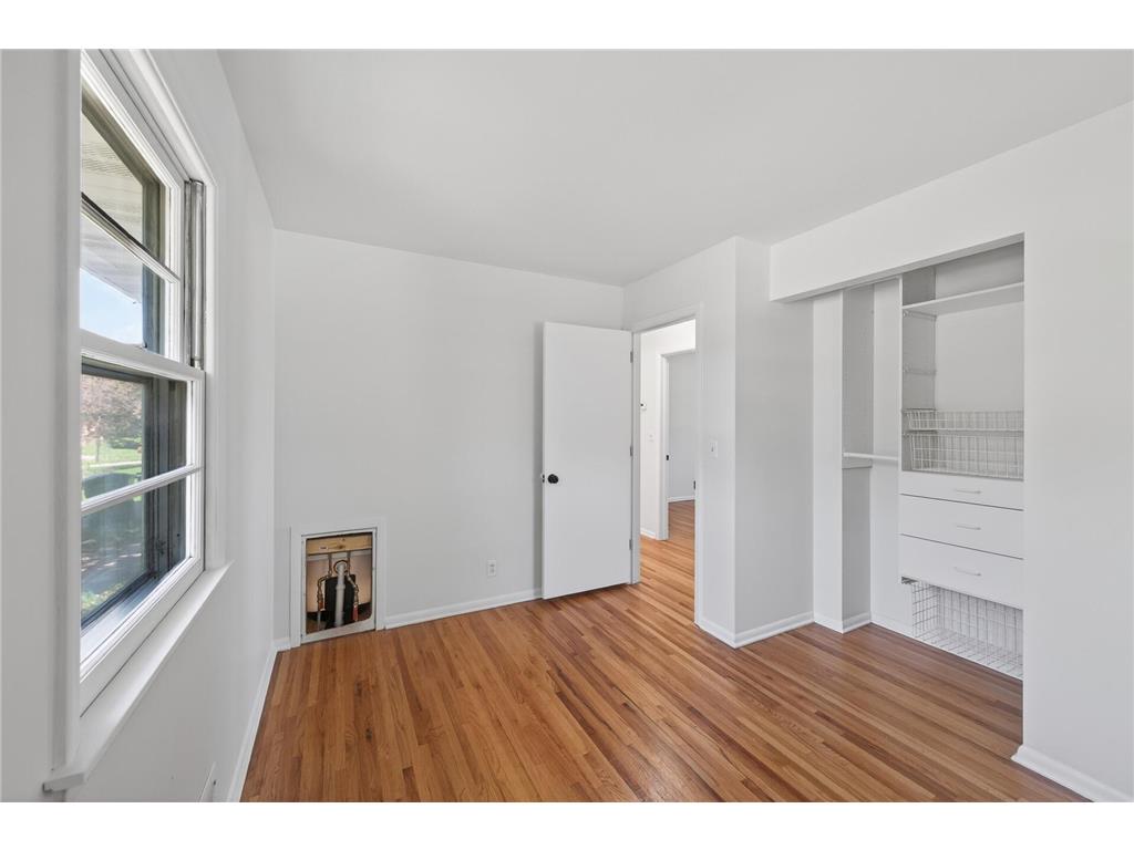 5932 Perry Avenue N Crystal MN 55429 7072362 image27