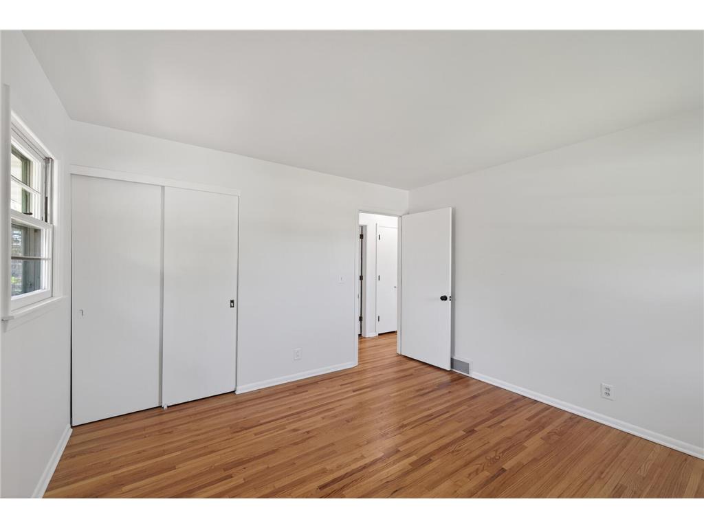 5932 Perry Avenue N Crystal MN 55429 7072362 image29