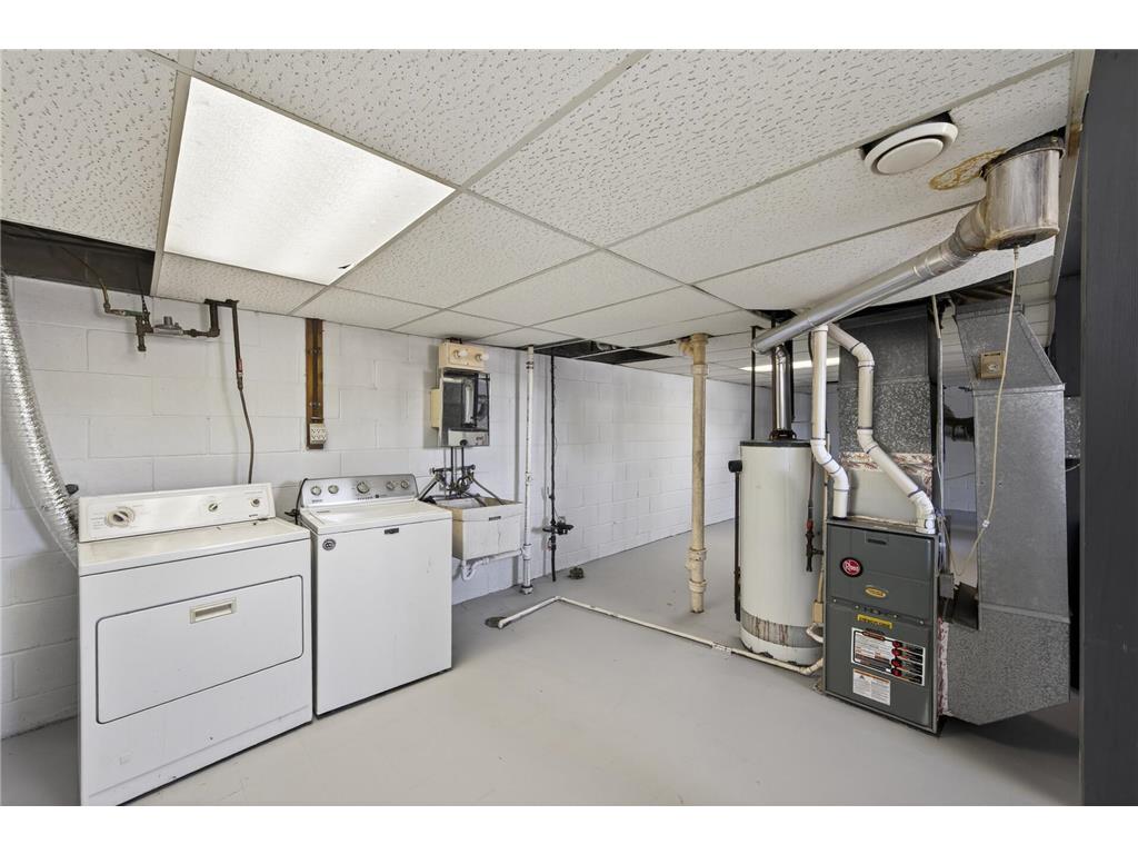 5932 Perry Avenue N Crystal MN 55429 7072362 image31