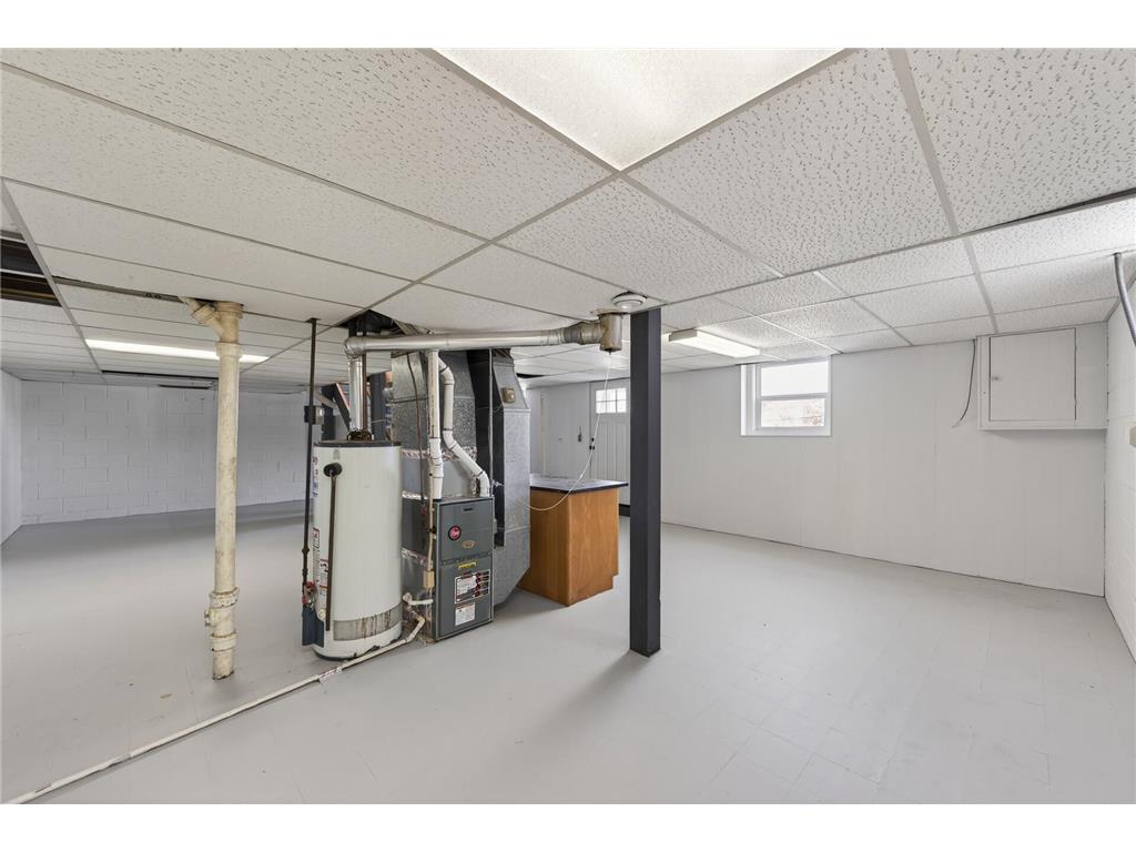 5932 Perry Avenue N Crystal MN 55429 7072362 image32