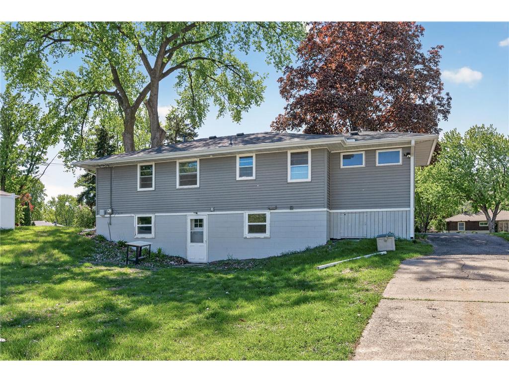 5932 Perry Avenue N Crystal MN 55429 7072362 image38