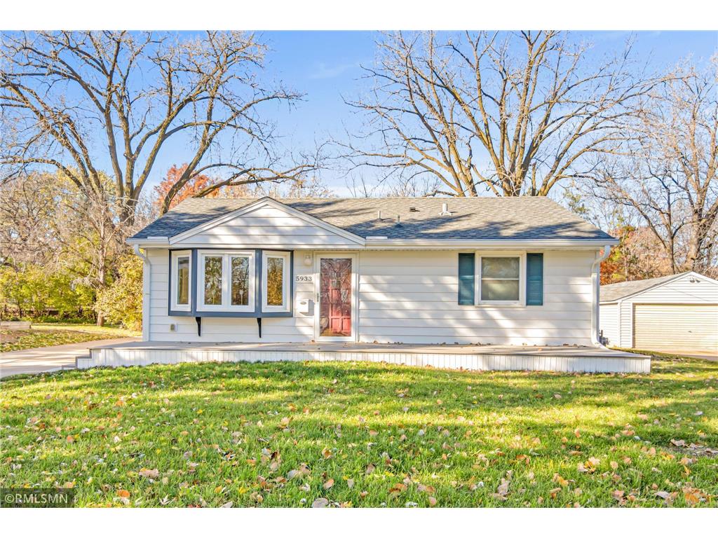 5933 Rhode Island Avenue N Crystal MN 55428 6454996 image1