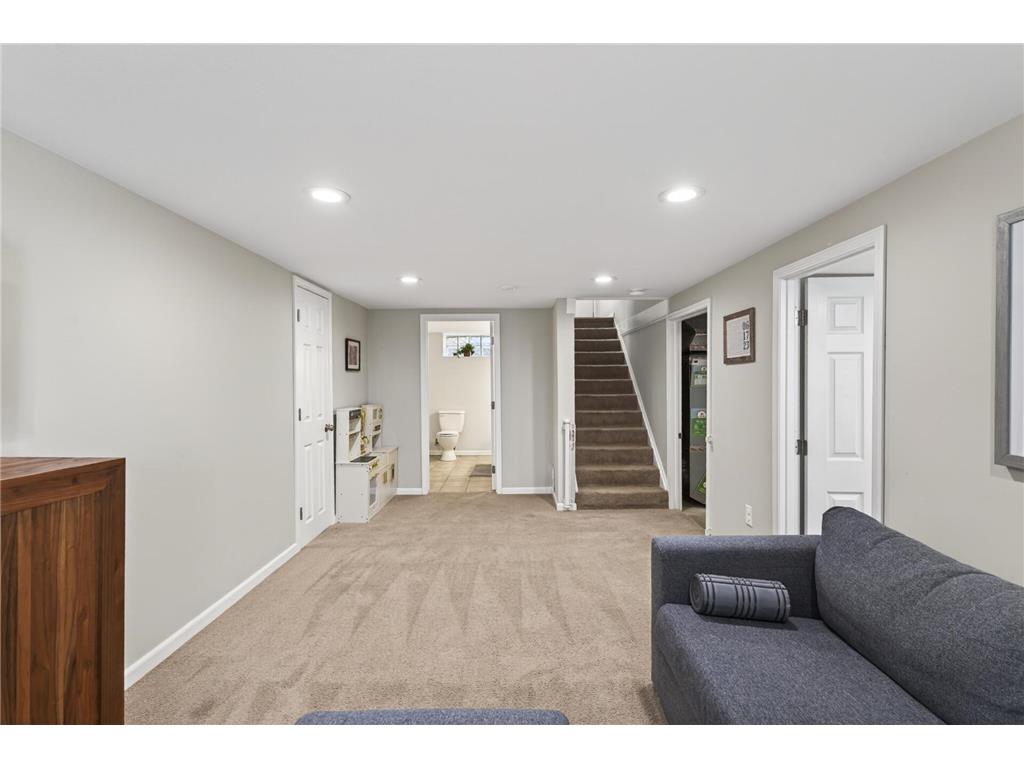 5933 York Avenue S Edina MN 55410 7088595 image20