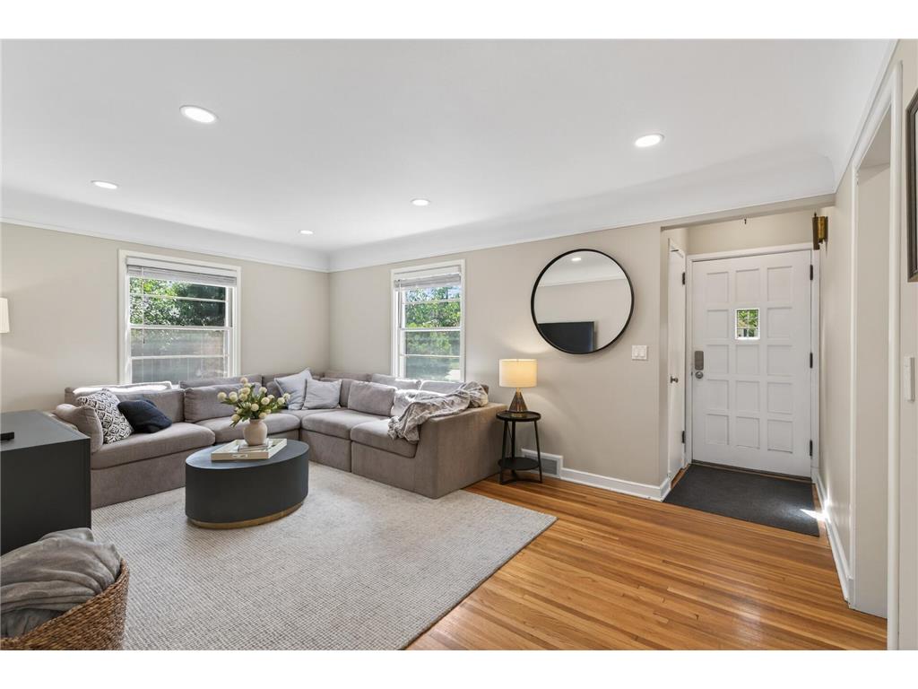 5933 York Avenue S Edina MN 55410 7088595 image4
