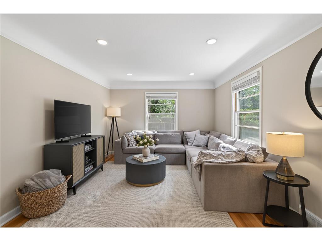 5933 York Avenue S Edina MN 55410 7088595 image5