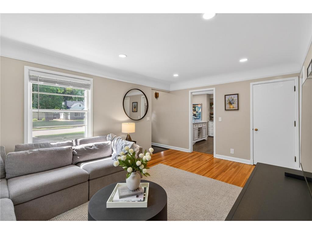 5933 York Avenue S Edina MN 55410 7088595 image6