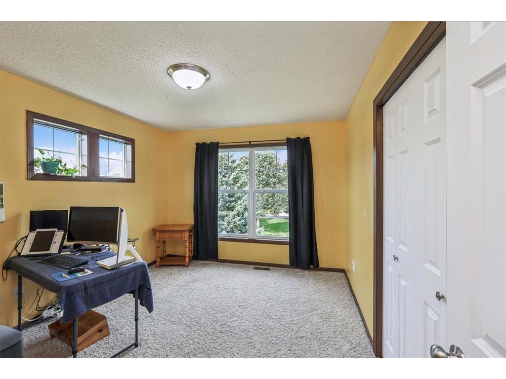 594 Stonewood Lane Burnsville MN 55306 6781832 image25