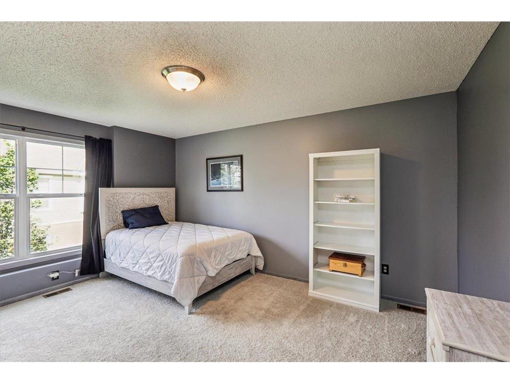 594 Stonewood Lane Burnsville MN 55306 6781832 image26