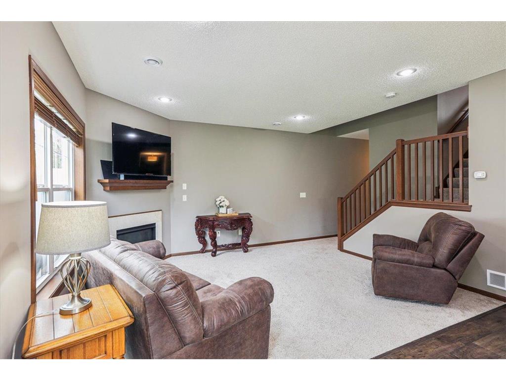 594 Stonewood Lane Burnsville MN 55306 6781832 image6