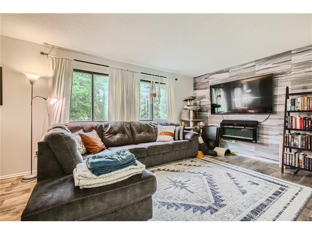 5940 Fernwood Street Shoreview MN 55126 6818588 image2