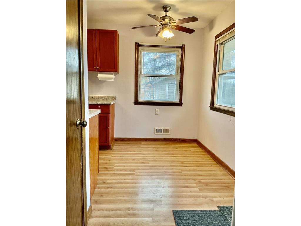 5942 Zenith Avenue N Brooklyn Center MN 55429 6816227 image10