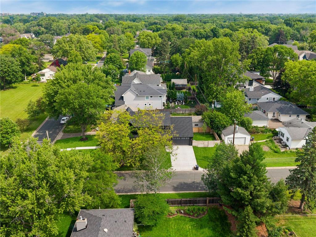 5945 Saint Johns Avenue Edina MN 55424 7090289 image45