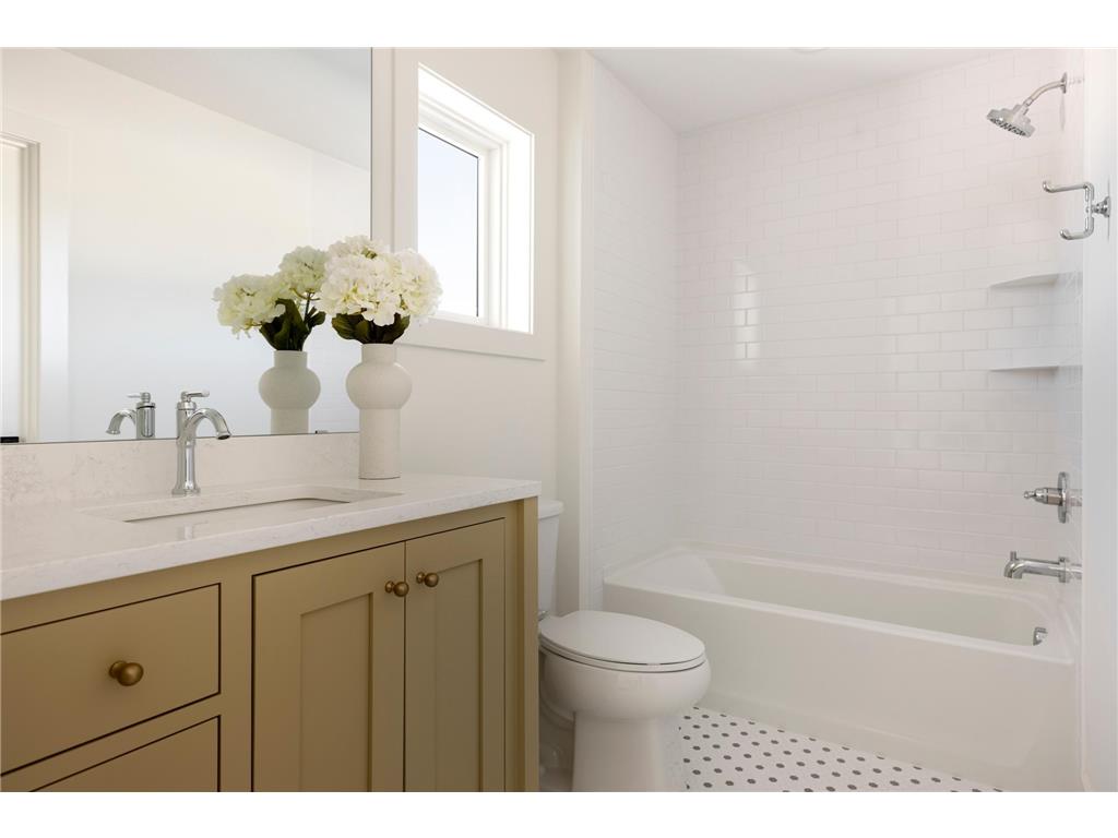 5946 Kochs Crossing Independence MN 55359 7035589 image61