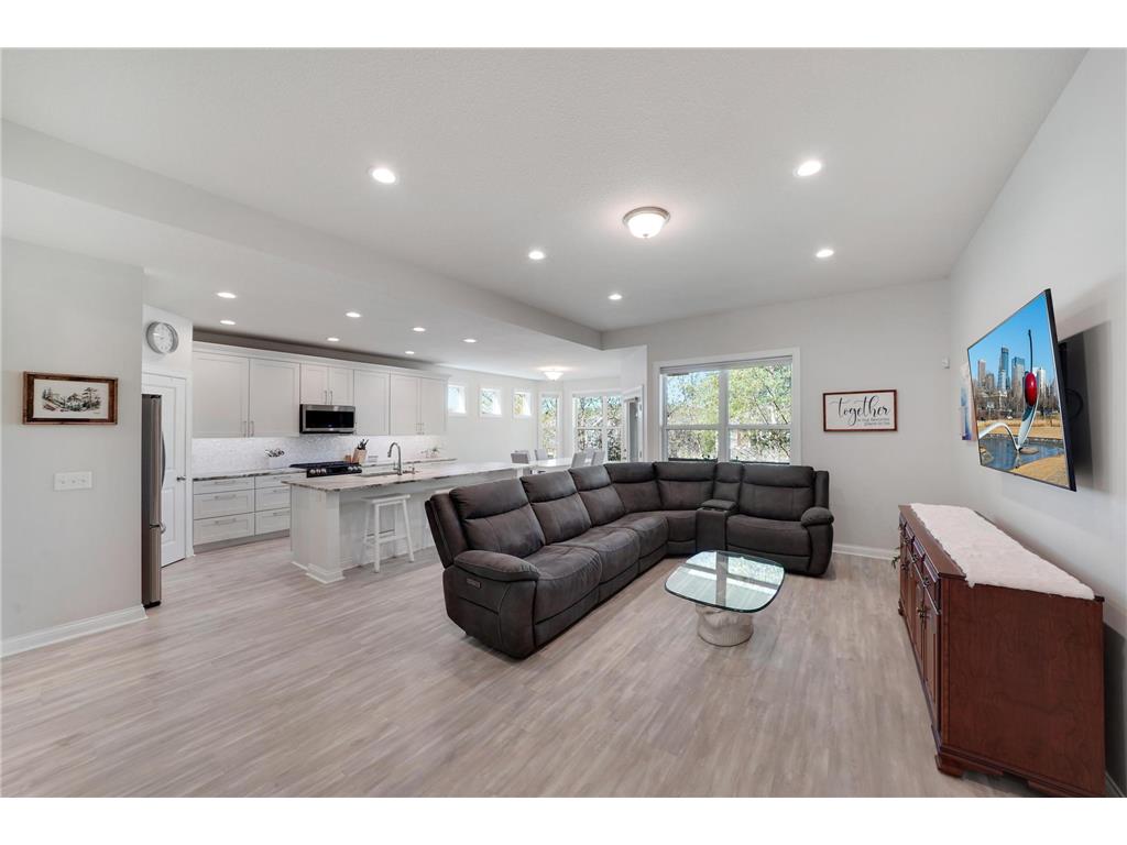 5947 Lone Lake Loop Minnetonka MN 55343 7070352 image10
